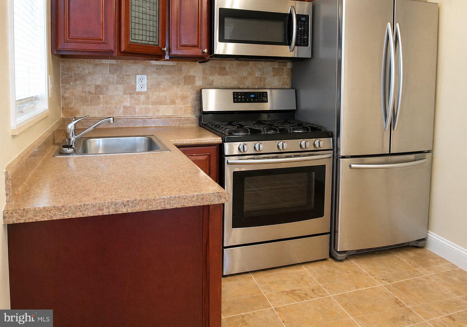 2415 West Seybert Street, Philadelphia, PA 19121 photo 4